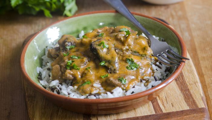 Biff stroganoff på bord